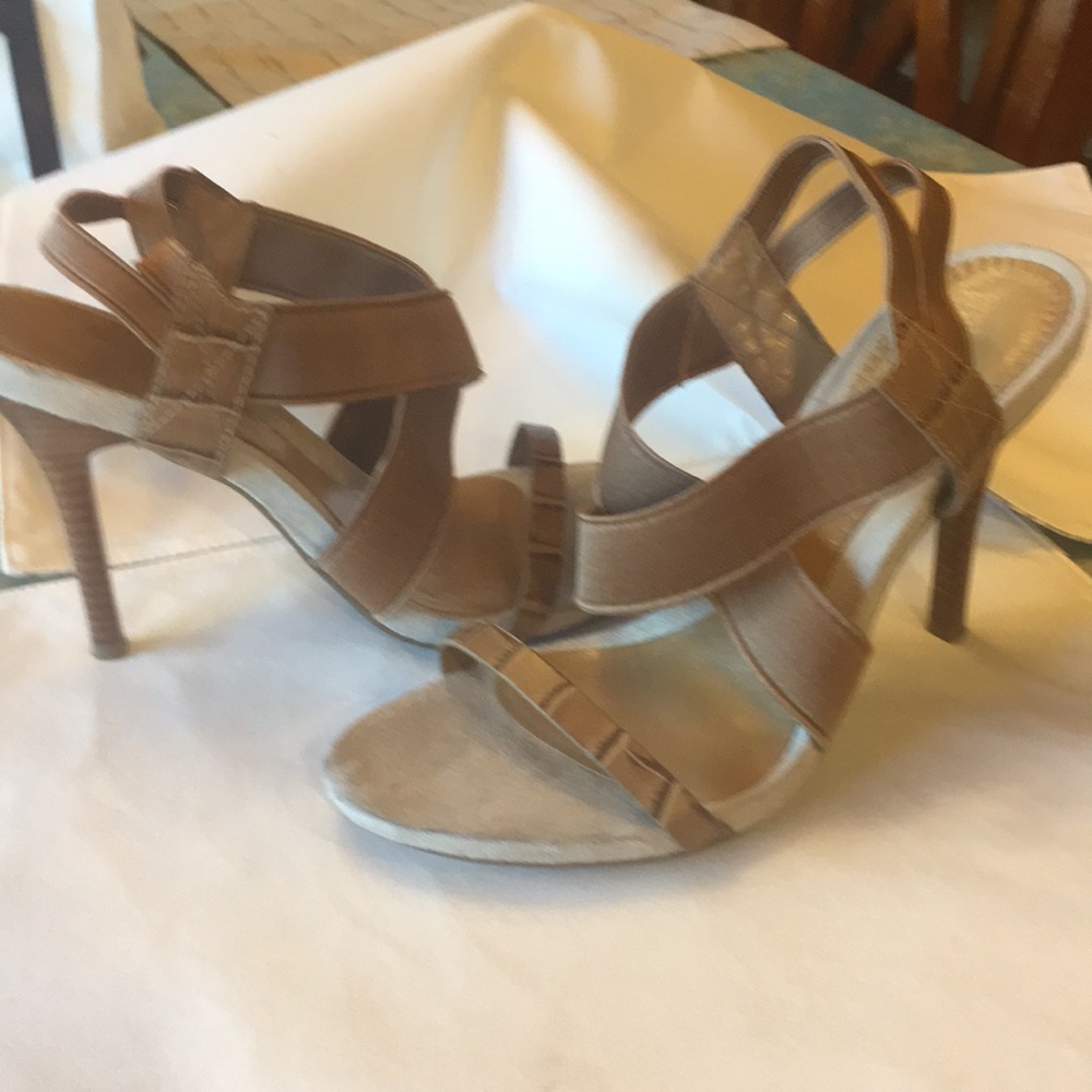 Sz 6 Alina Nine West leather-suede- heels